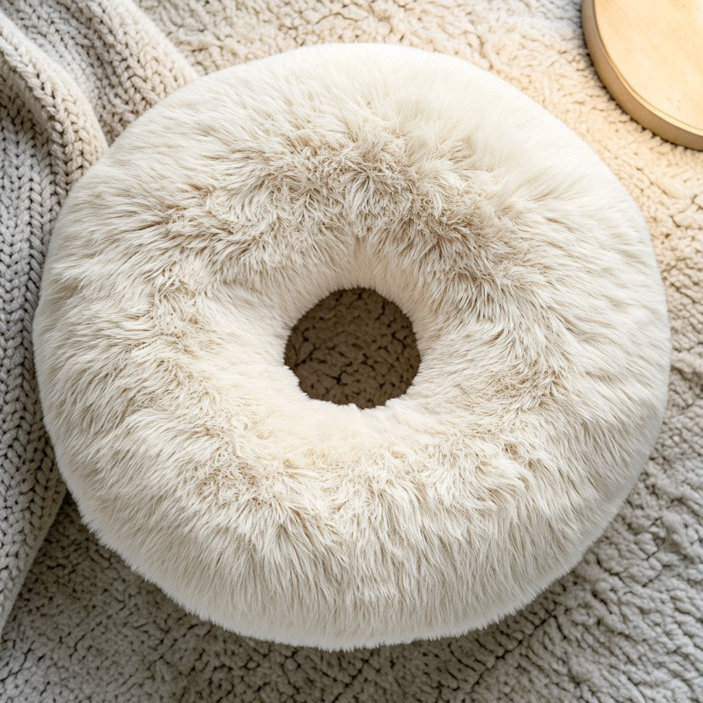 Zozze Ultra-Soft Calming Shag Dog Bed - XL 35" - Anxiety Relief Donut Design - Vegan Fur - Machine Washable - Cream White